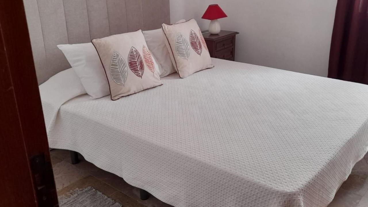 Apartamentos Salema Praia Club Екстер'єр фото