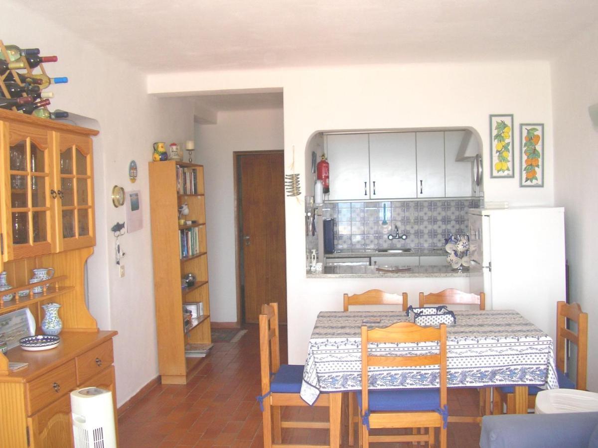 Apartamentos Salema Praia Club Екстер'єр фото