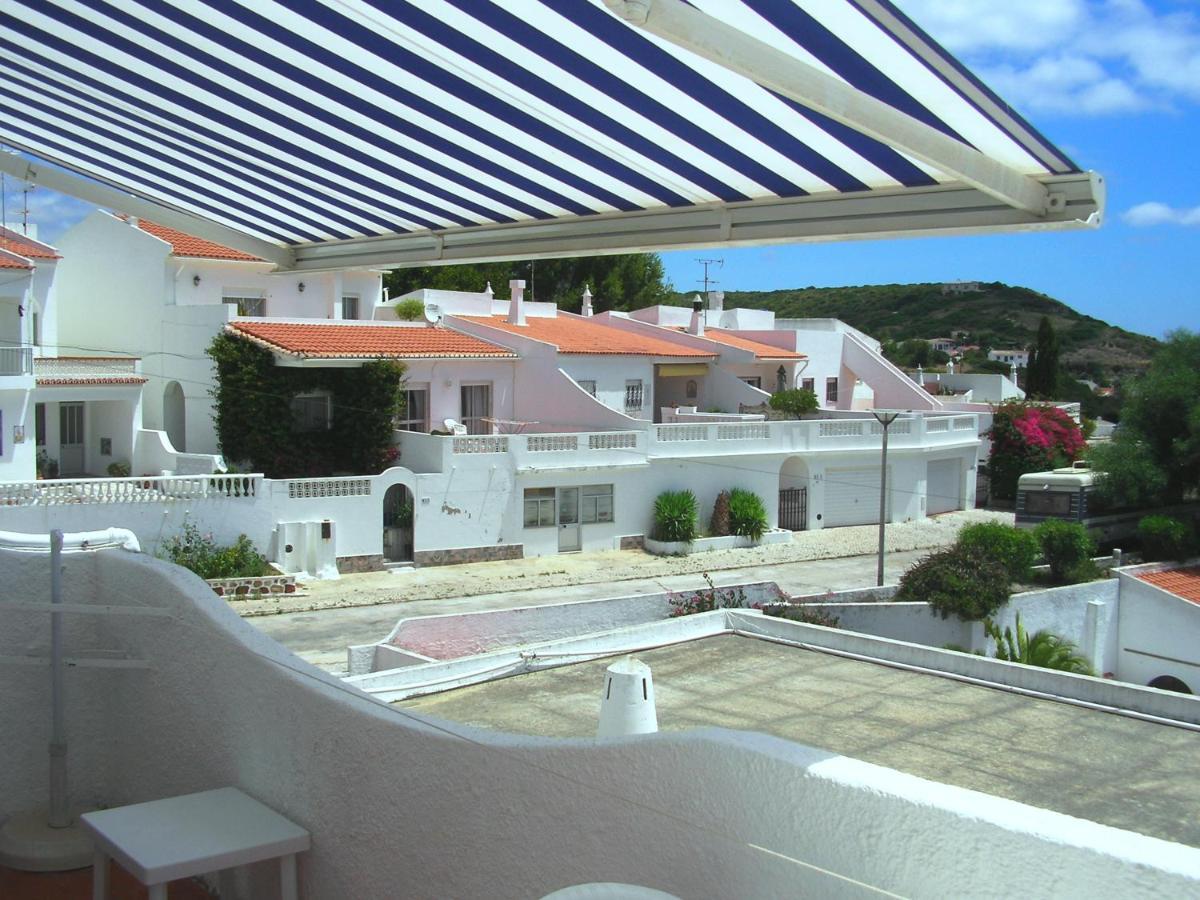 Apartamentos Salema Praia Club Екстер'єр фото