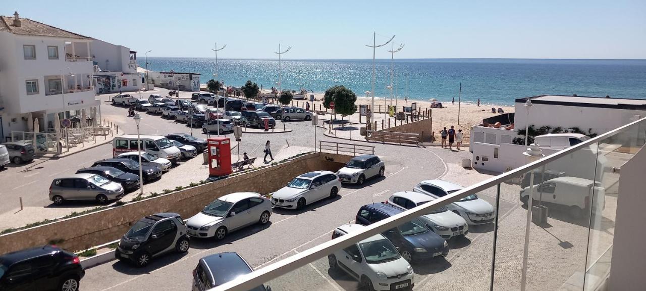 Apartamentos Salema Praia Club Екстер'єр фото