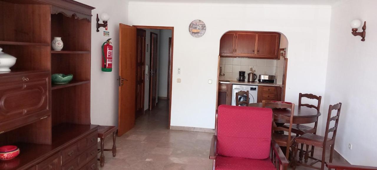 Apartamentos Salema Praia Club Екстер'єр фото