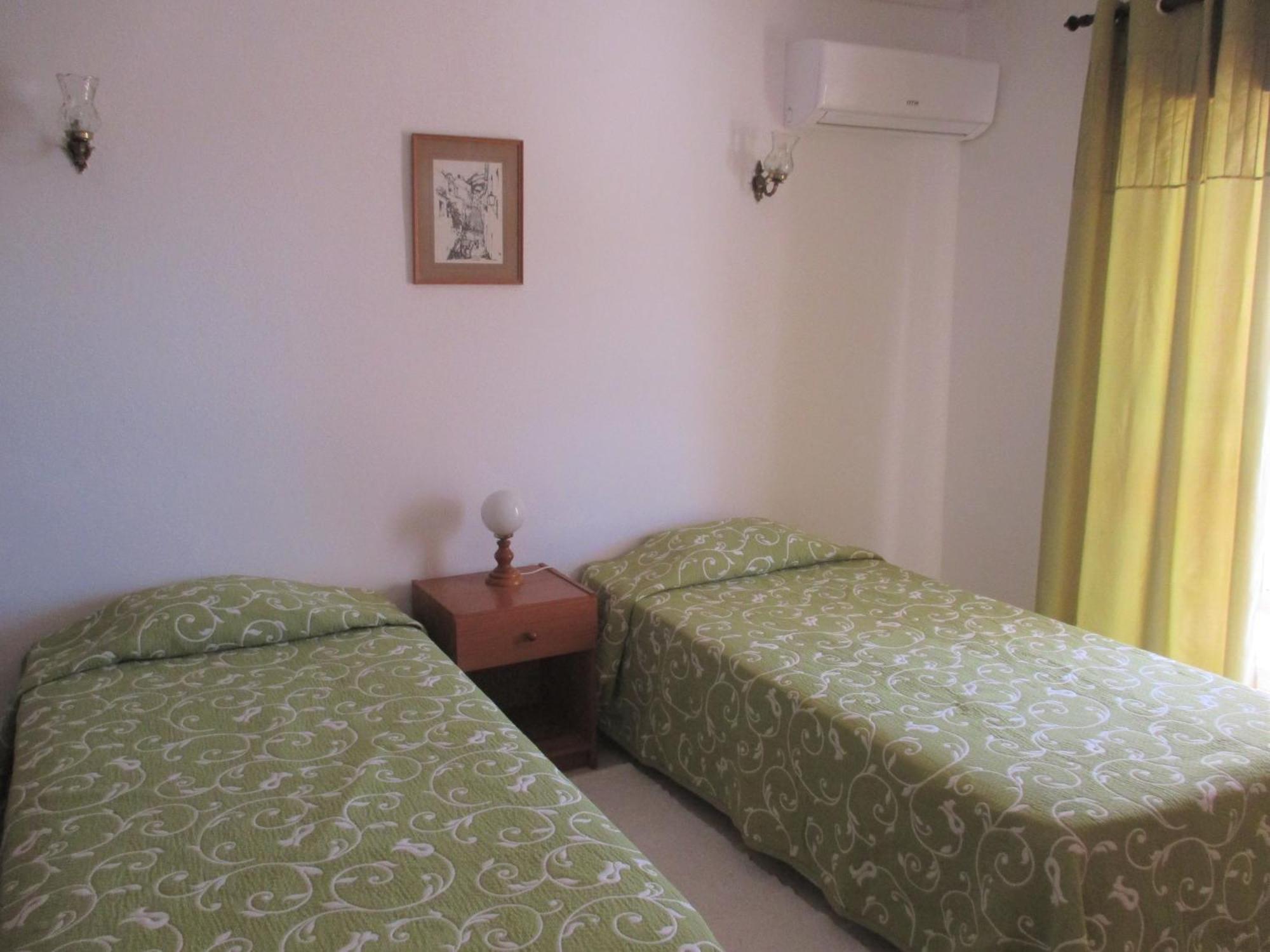 Apartamentos Salema Praia Club Екстер'єр фото