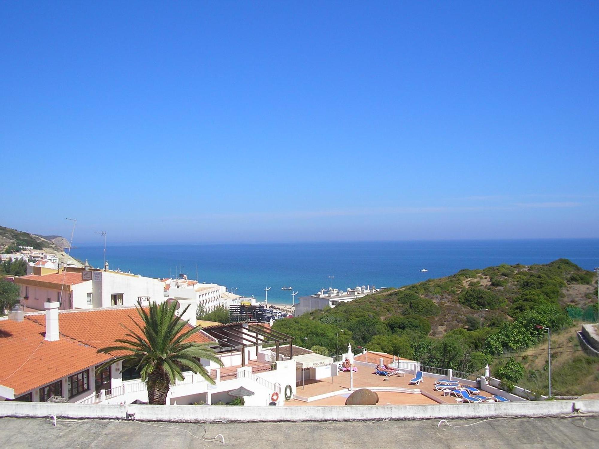 Apartamentos Salema Praia Club Екстер'єр фото