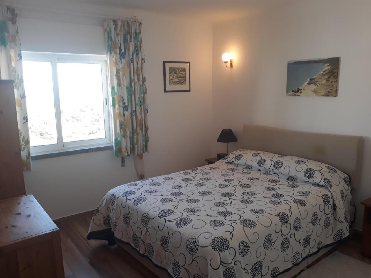 Apartamentos Salema Praia Club Екстер'єр фото
