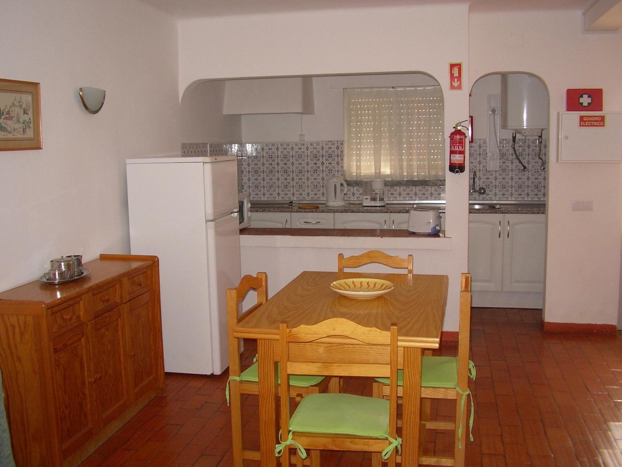 Apartamentos Salema Praia Club Екстер'єр фото
