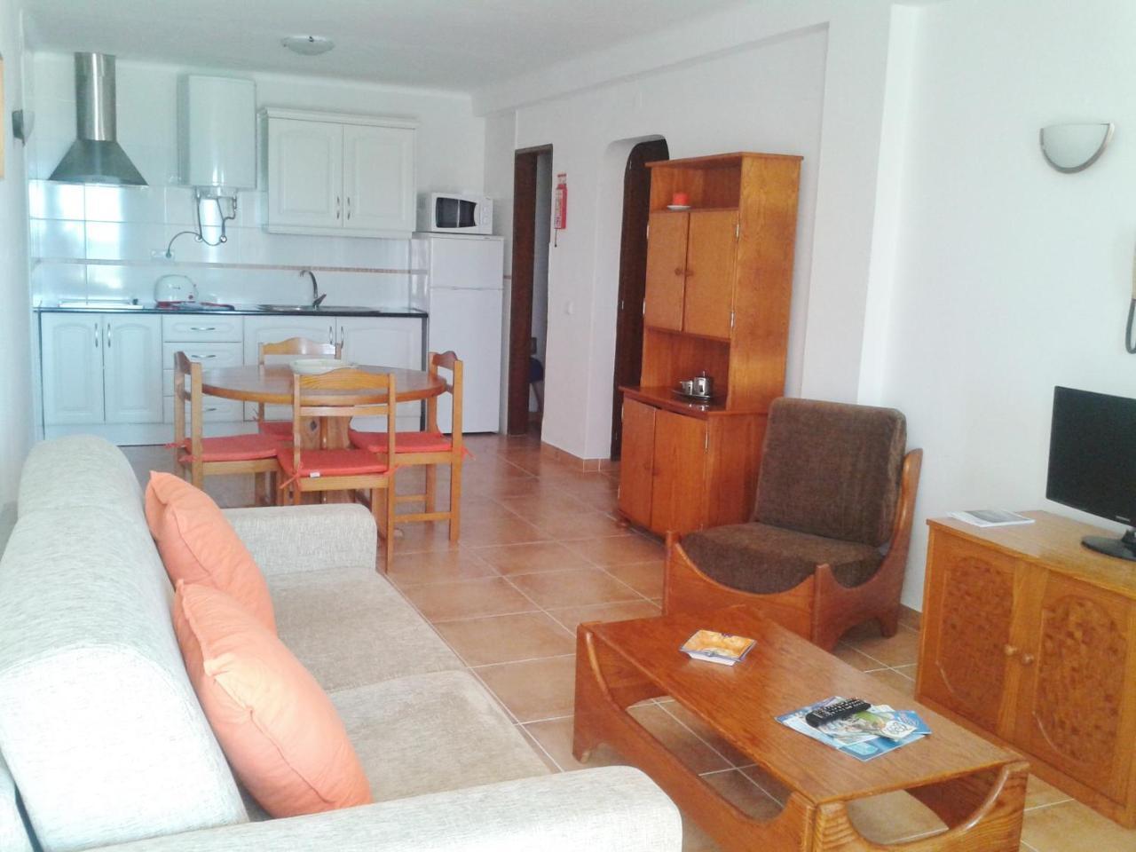 Apartamentos Salema Praia Club Екстер'єр фото