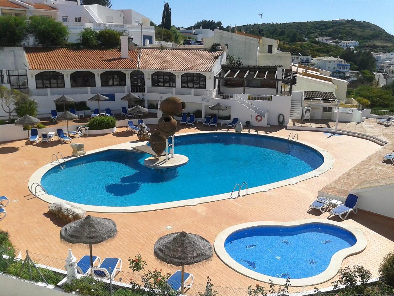 Apartamentos Salema Praia Club Екстер'єр фото